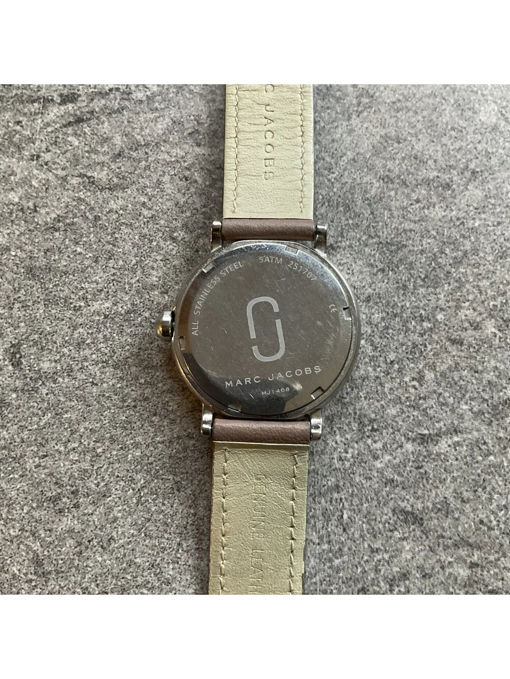 Marc Jacobs Womens Watch 36mm White Dial Leather MJ1468 Stainless Case A14